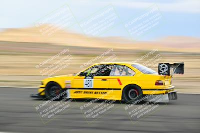 media/May-04-2025-Lucky Dog Racing (Sun) [[21629467aa]]/Turn 9 (115-130pm)/